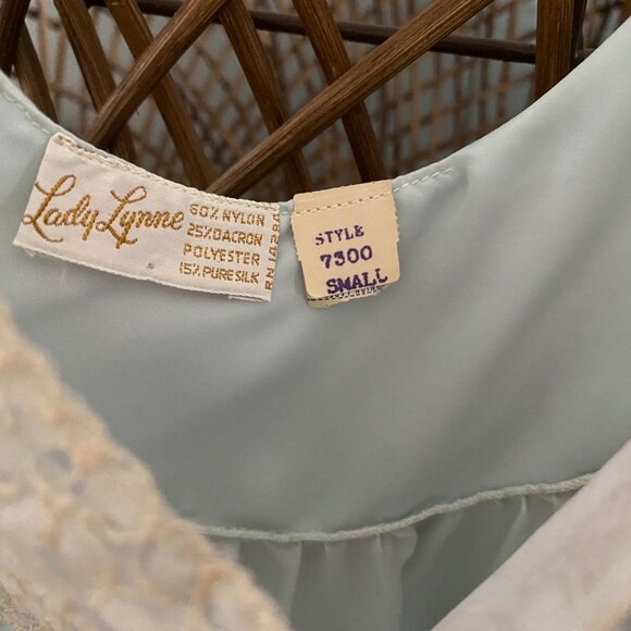 Vintage LADY LYNNE Light Green Nylon Silk Slip Nightie Lace Trim Lingerie - S - Picture 2 of 4